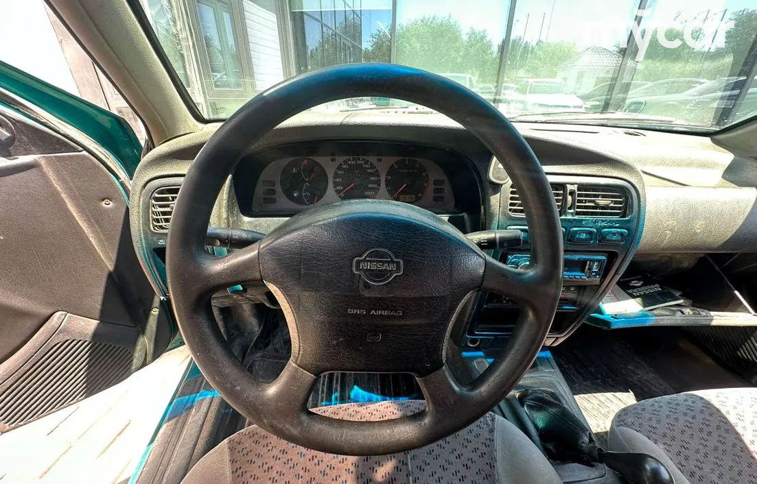 Nissan Primera 1996
