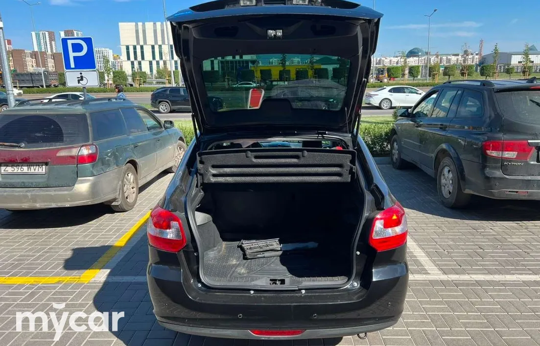 LADA Granta 2018