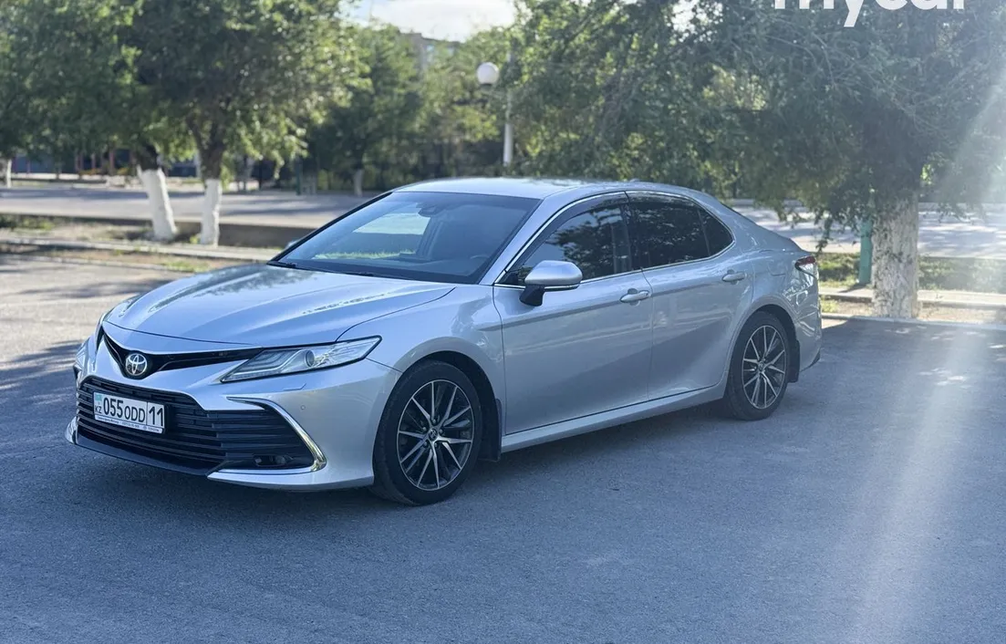 Toyota Camry 2021
