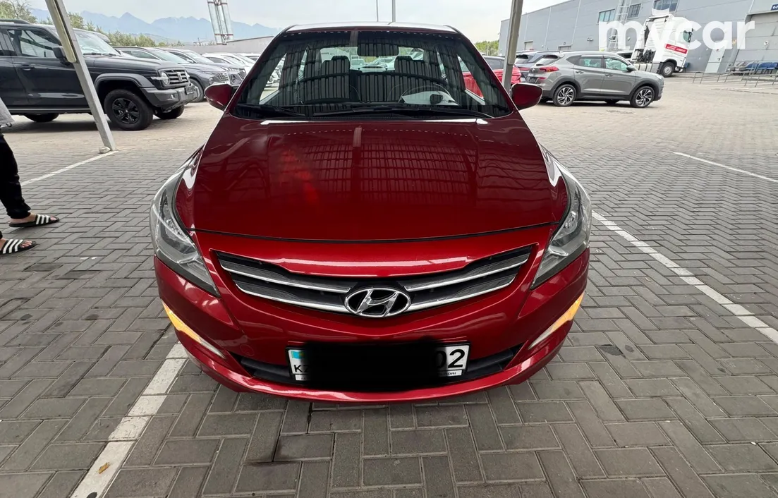 Hyundai Solaris 2015