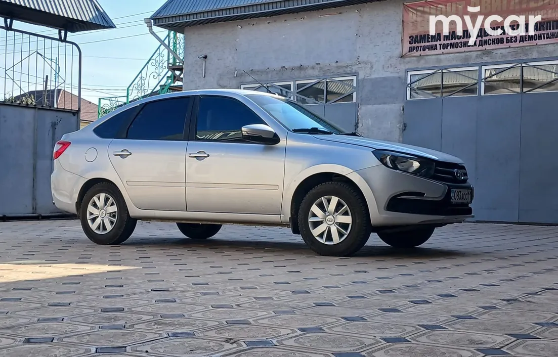 LADA Granta 2023