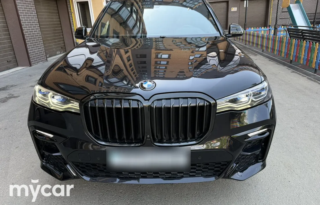 BMW X7 2021