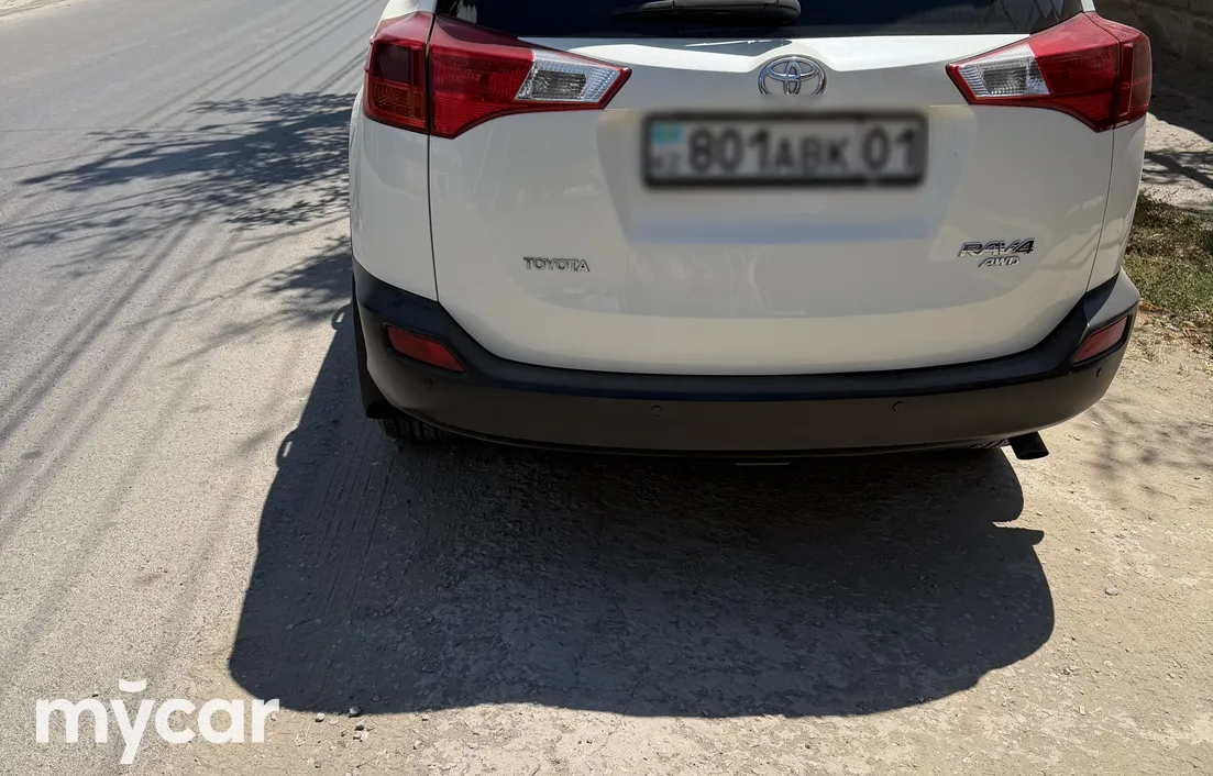 Toyota RAV4 2013