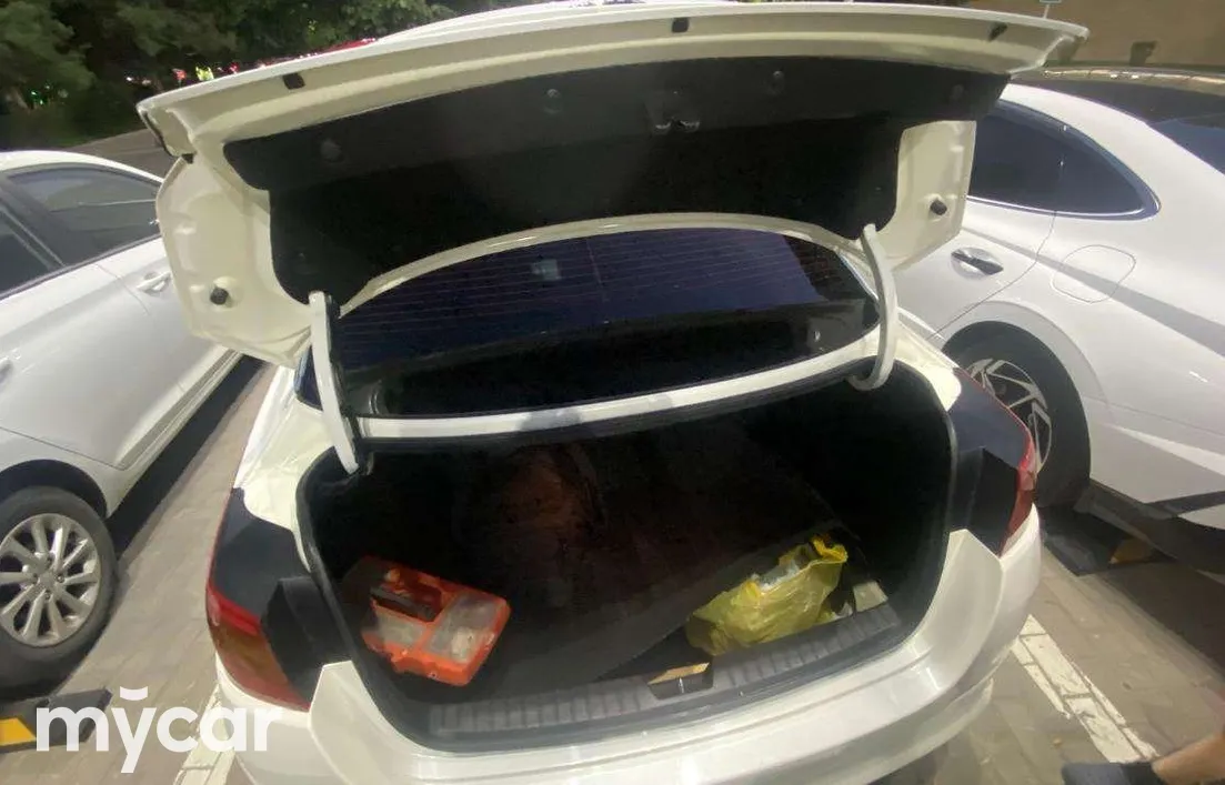 Kia K5 2013