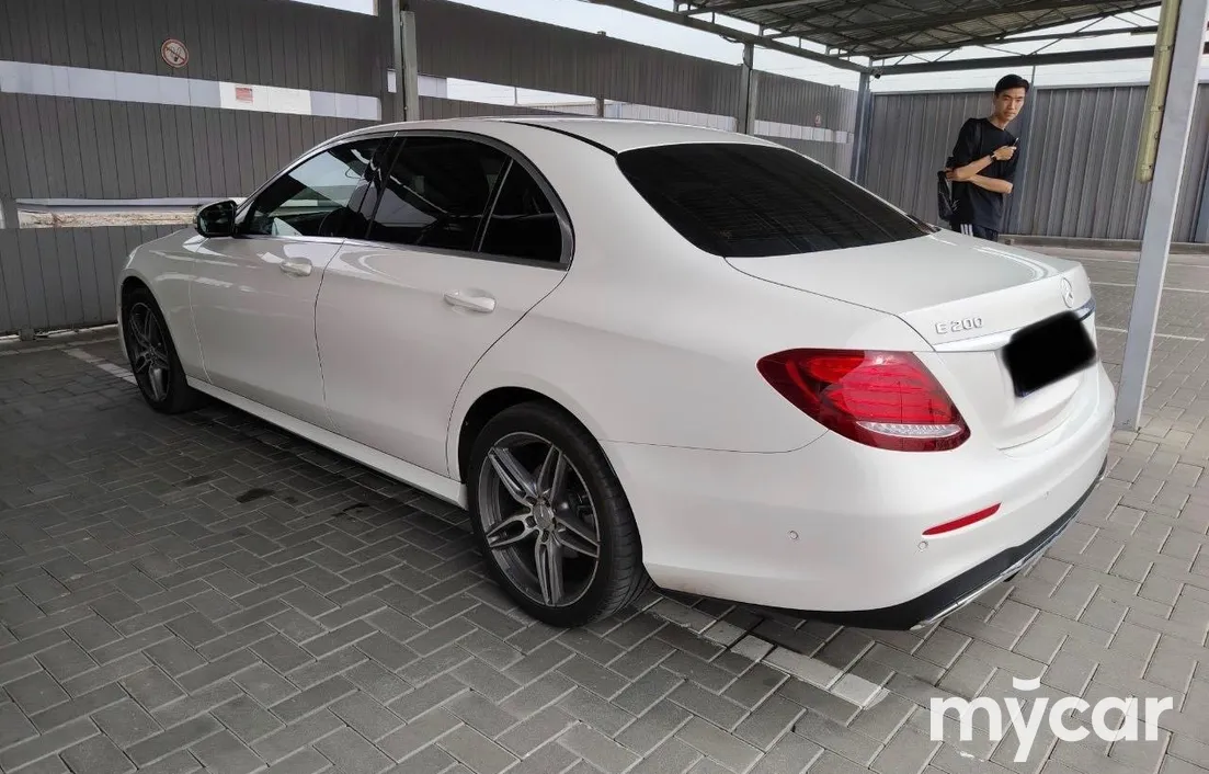 Mercedes-Benz E-Класс 2019