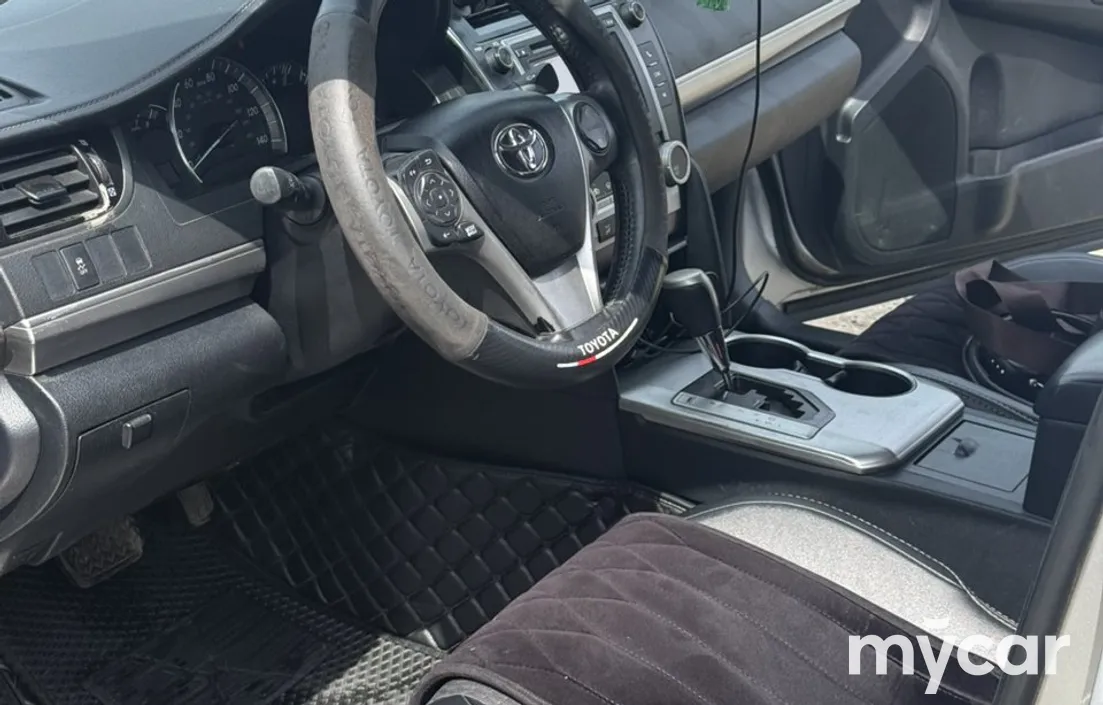 Toyota Camry 2012