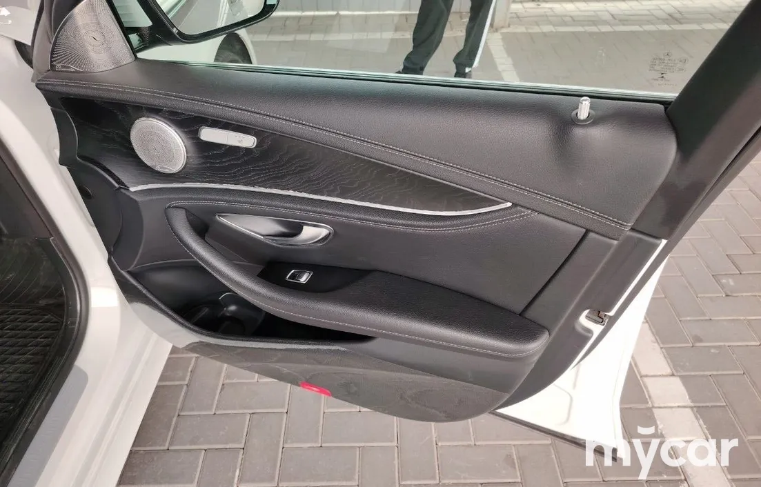 Mercedes-Benz E-Класс 2019
