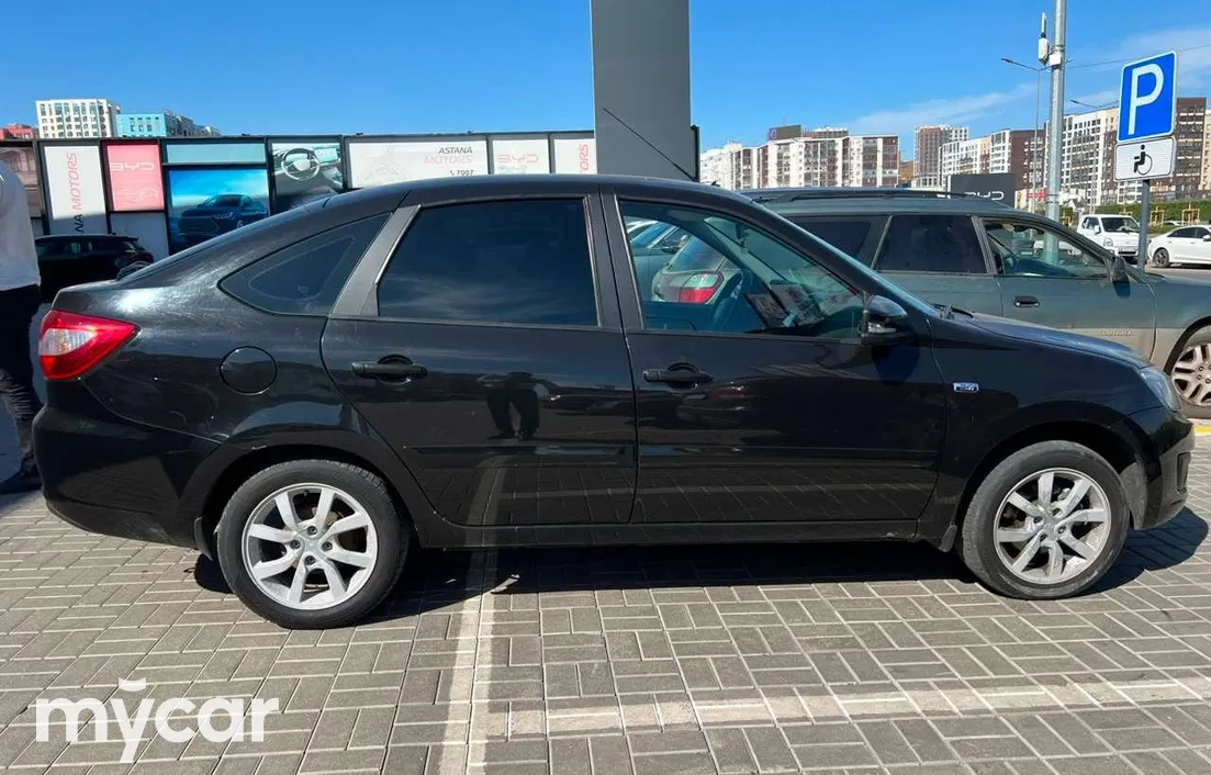LADA Granta 2018