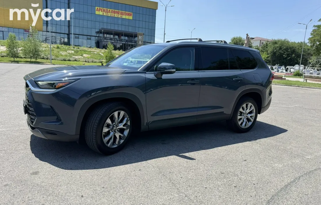 Toyota Grand Highlander 2023