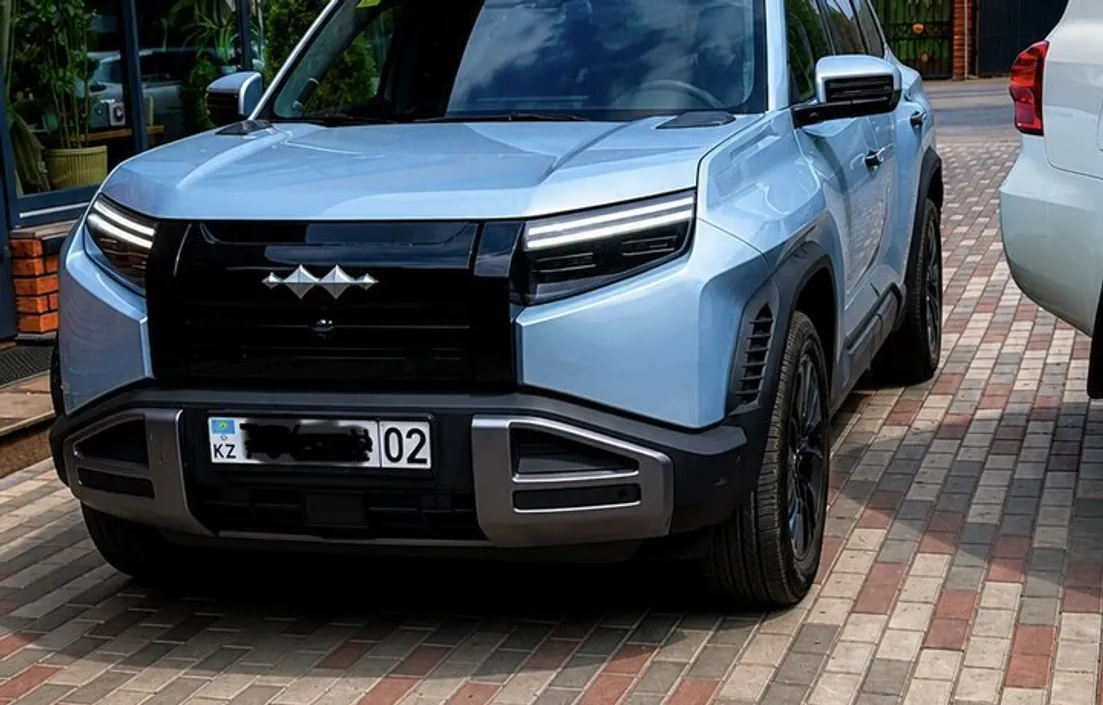 BYD FangChengBao Leopard Titanium 3 2025