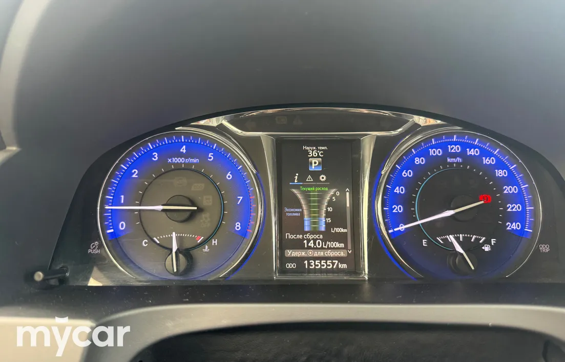 Toyota Camry 2016