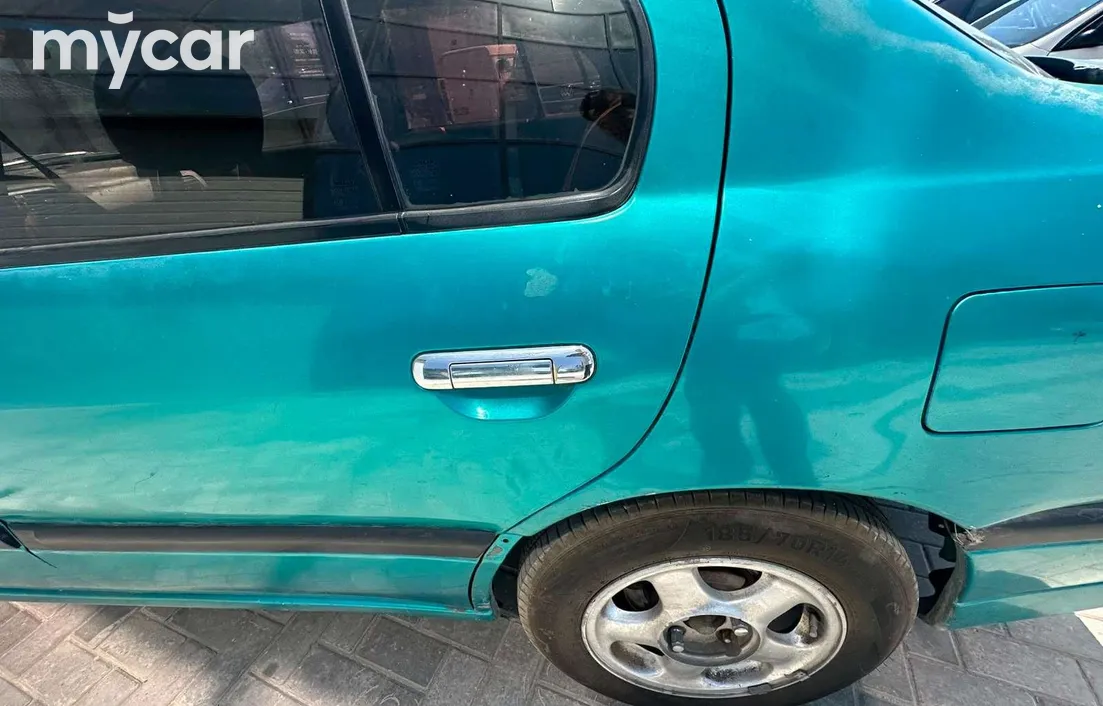 Nissan Primera 1996