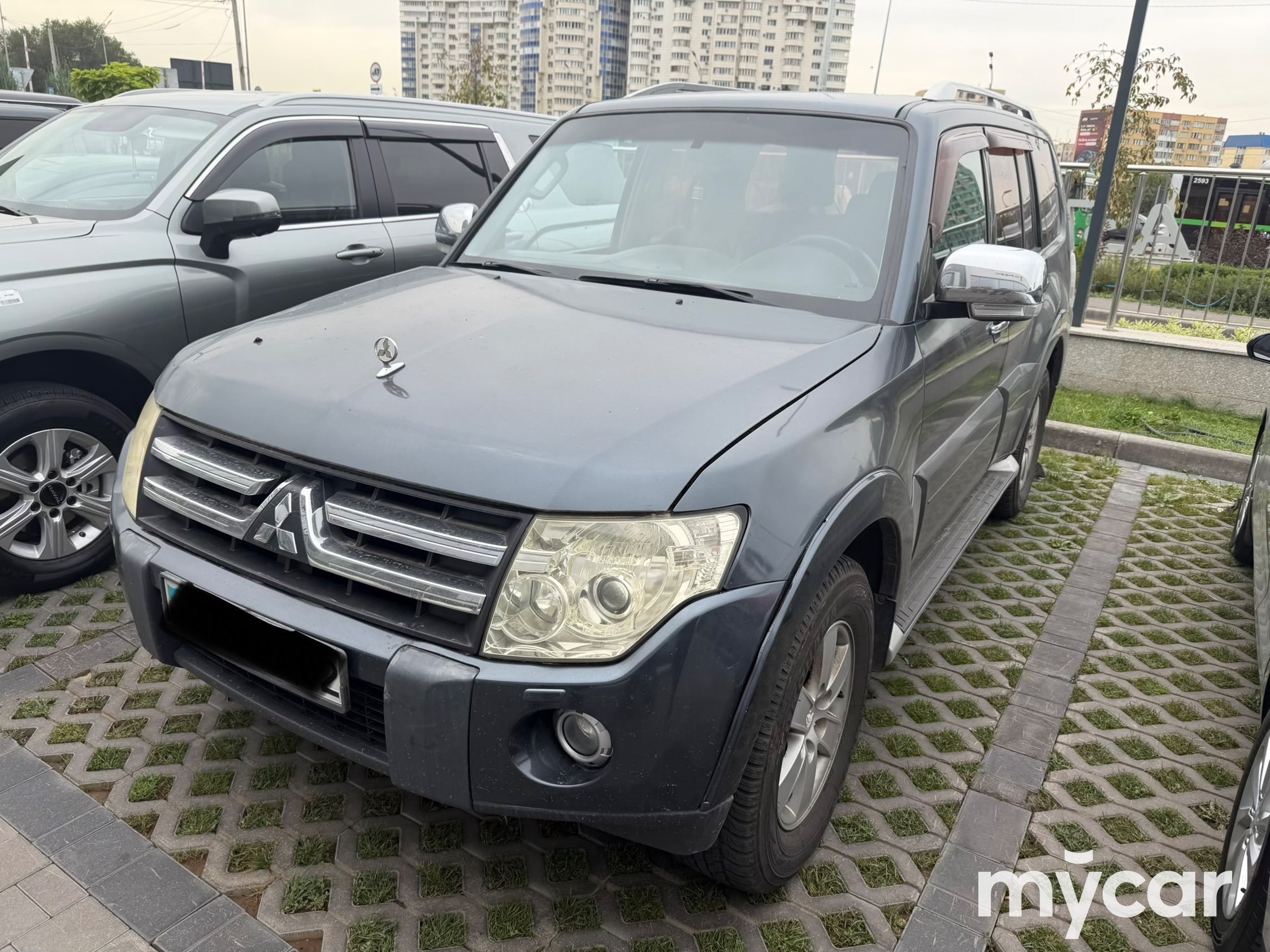 Mitsubishi Pajero 2008