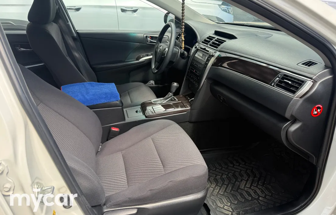 Toyota Camry 2016