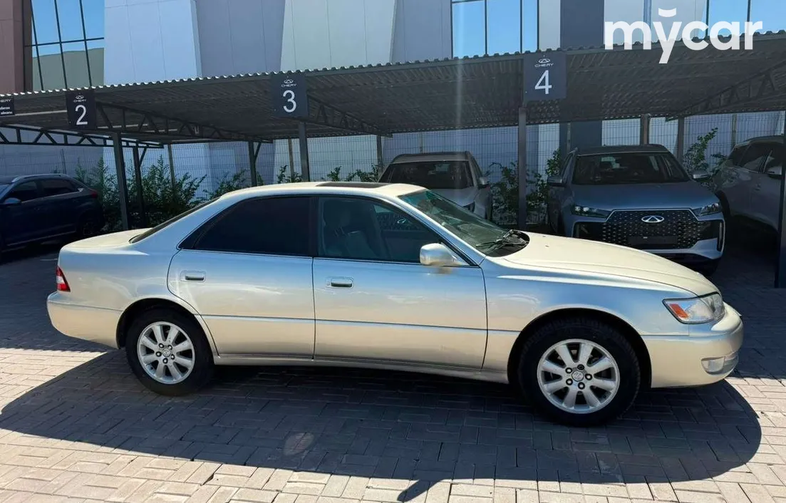 Lexus ES 1999