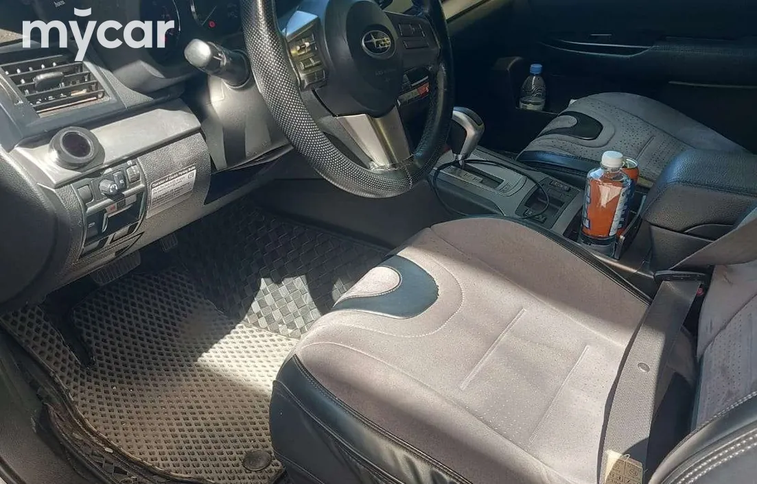 Subaru Legacy 2011