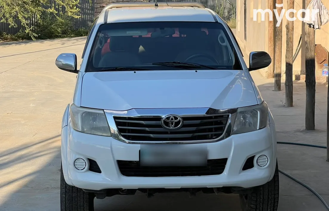 Toyota Hilux 2013