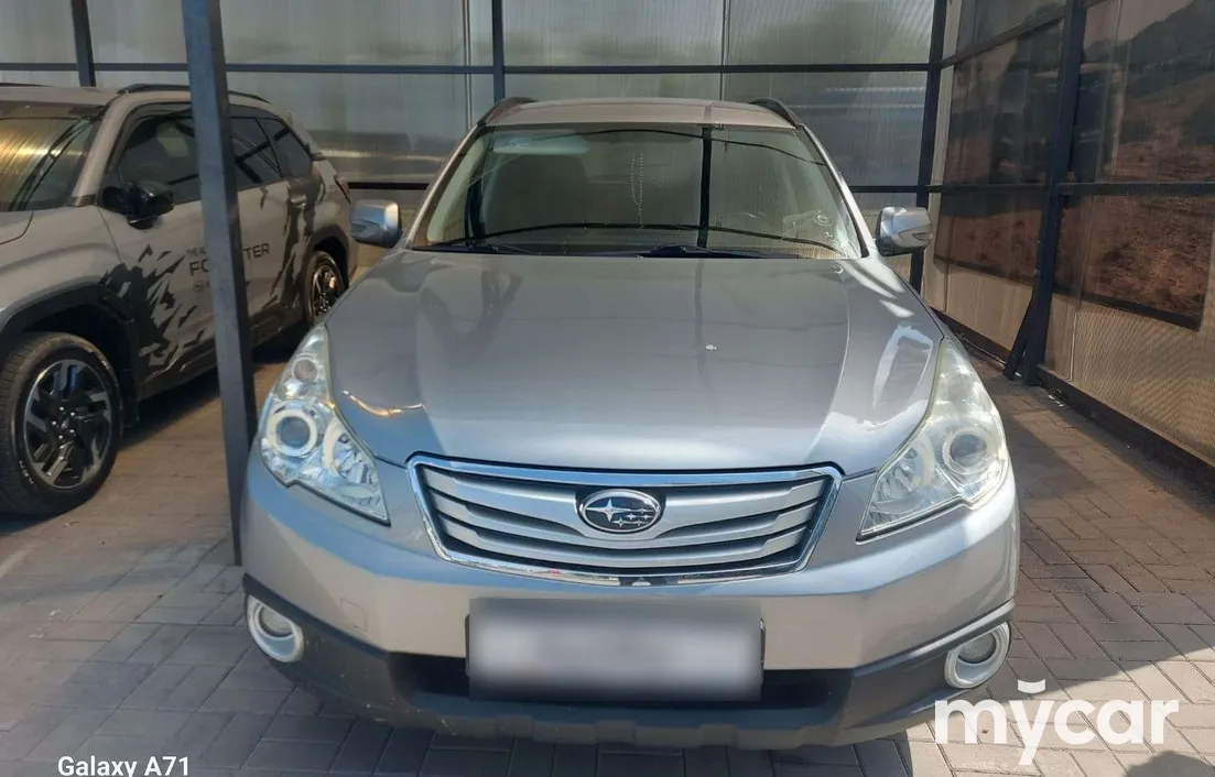Subaru Legacy 2011