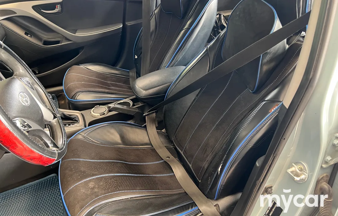 Hyundai Elantra 2015