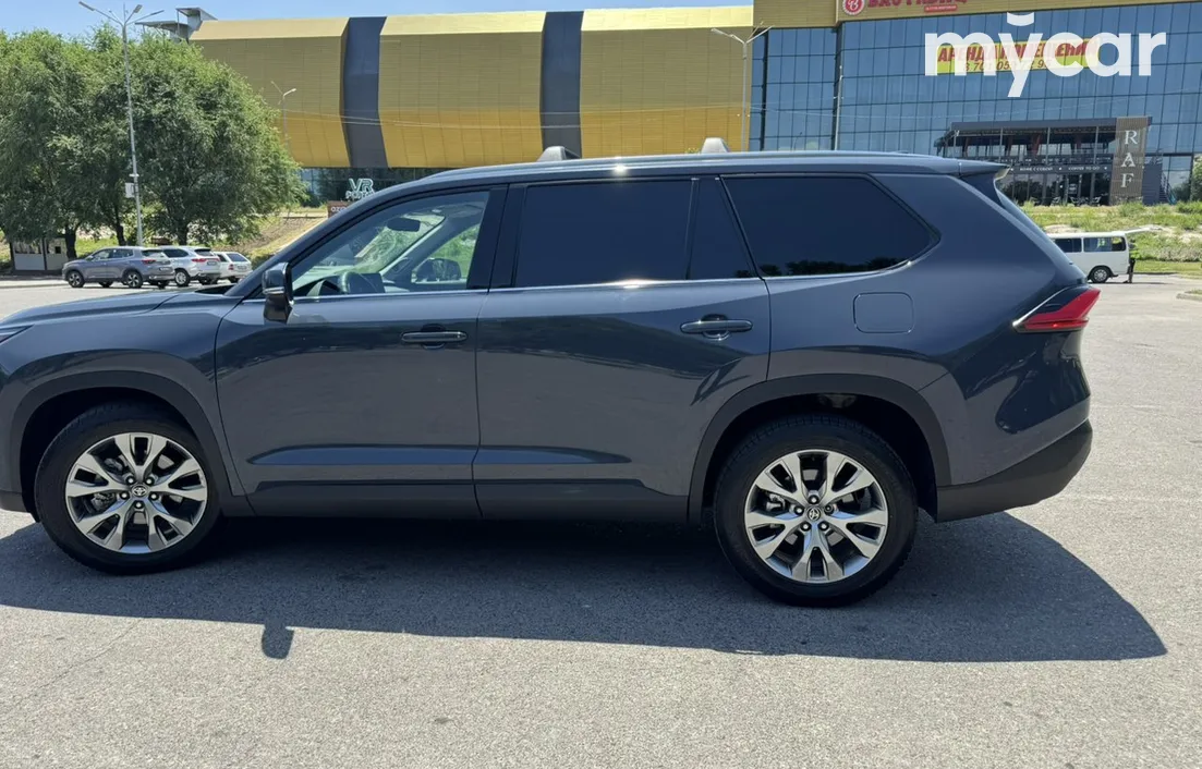 Toyota Grand Highlander 2023