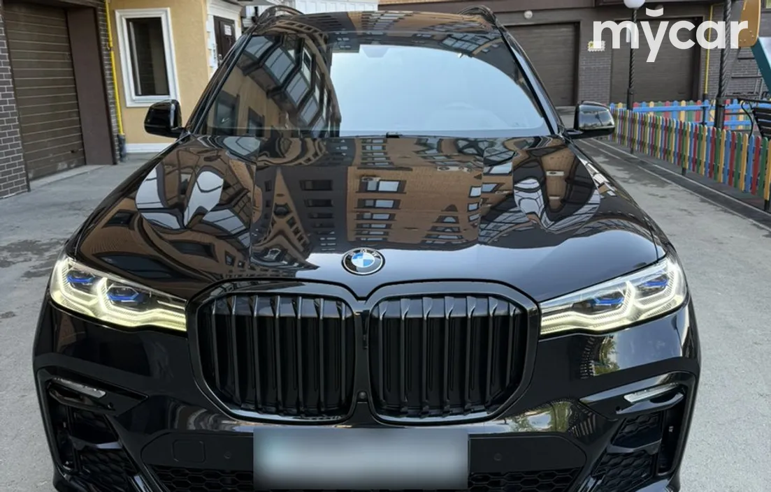 BMW X7 2021