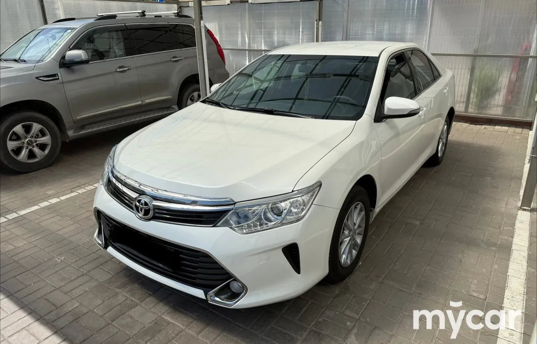 Toyota Camry 2016