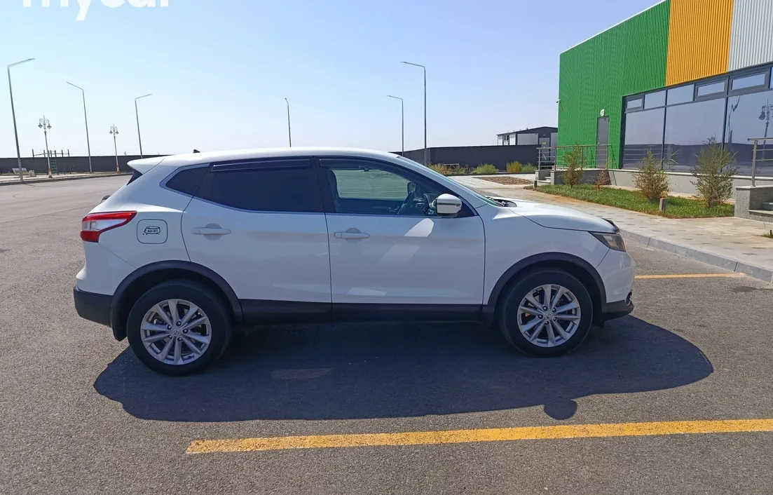Nissan Qashqai 2015