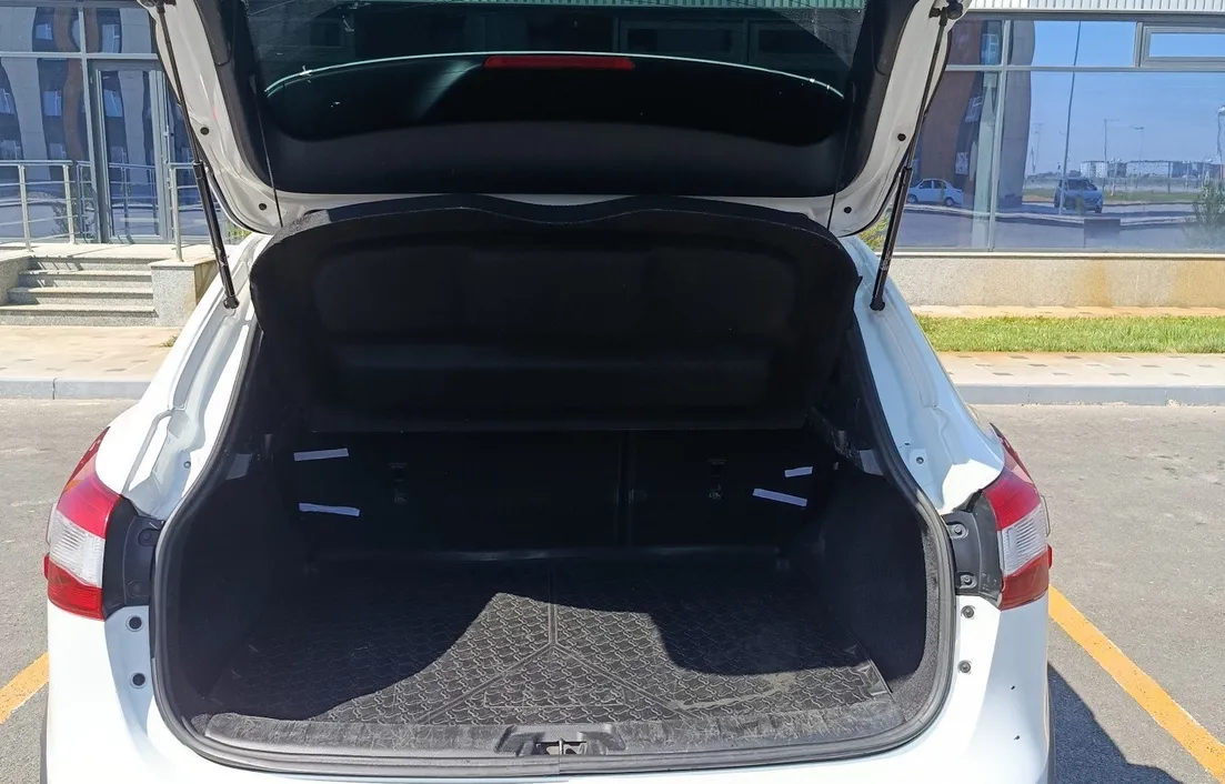 Nissan Qashqai 2015