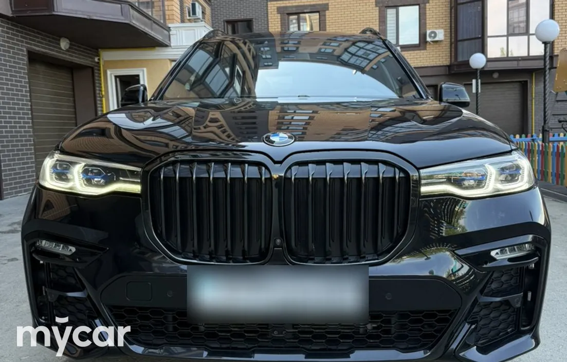BMW X7 2021
