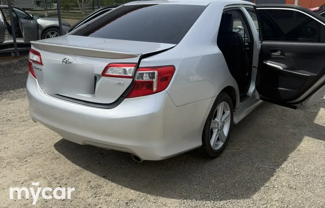 Toyota Camry 2012