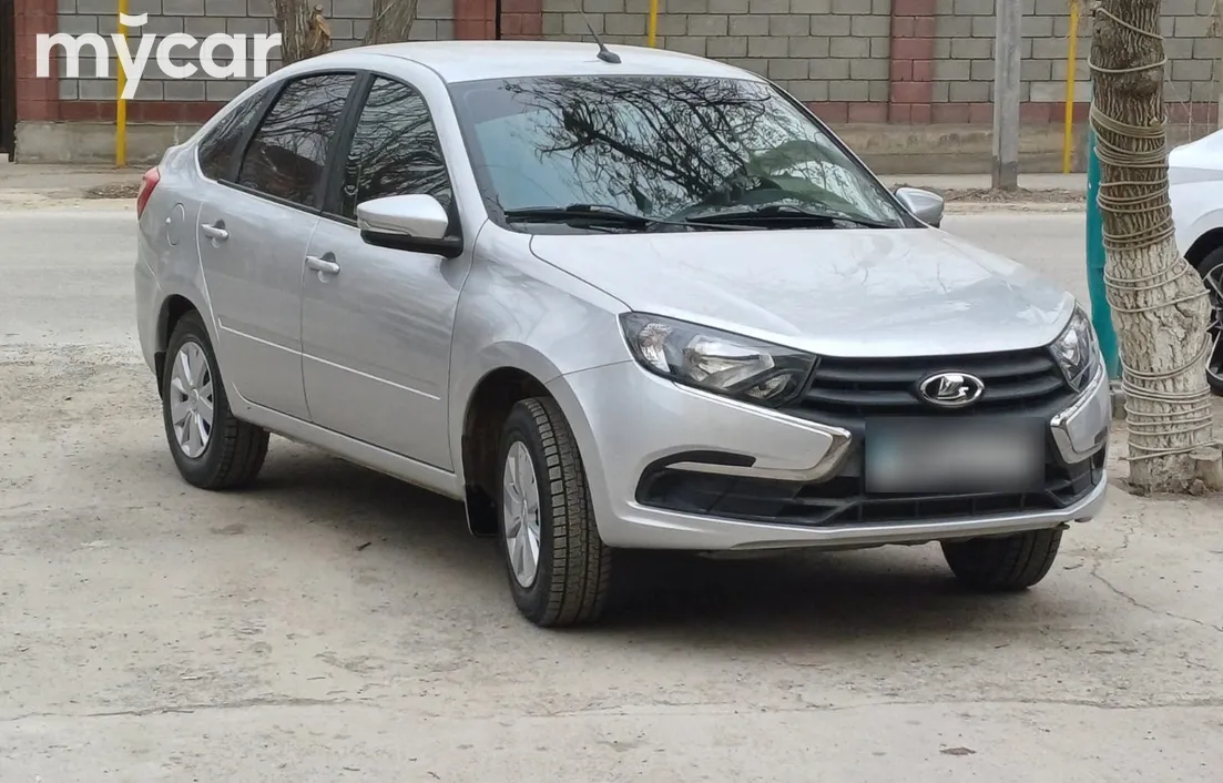 LADA Granta 2023