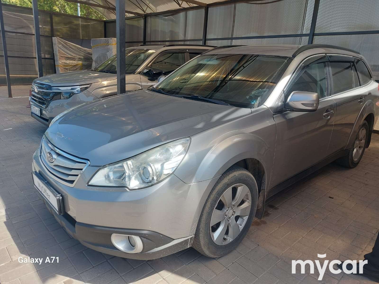 Subaru Legacy 2011