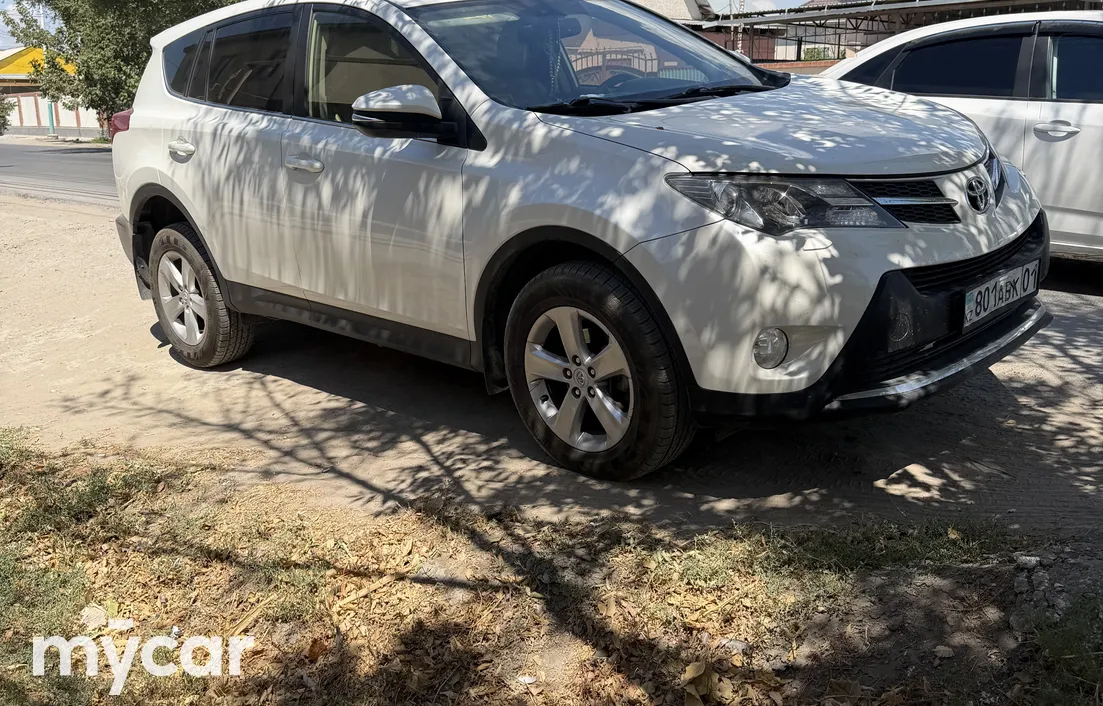 Toyota RAV4 2013