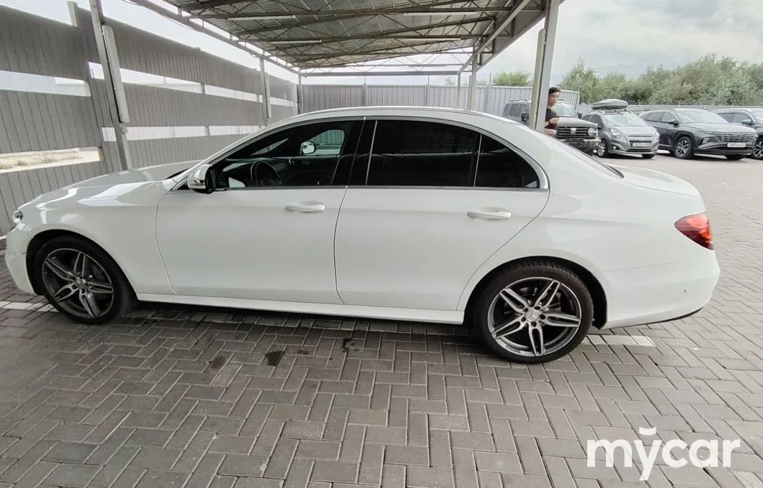Mercedes-Benz E-Класс 2019