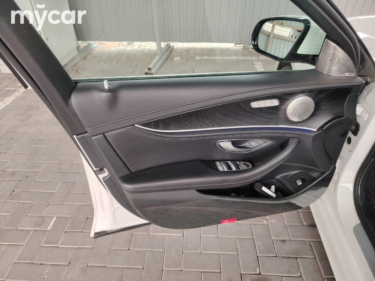 Mercedes-Benz E-Класс 2019