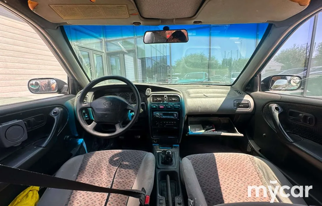 Nissan Primera 1996