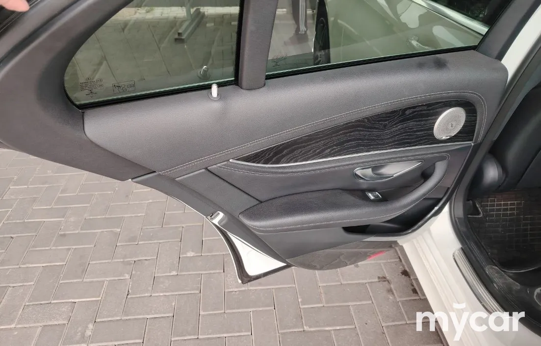 Mercedes-Benz E-Класс 2019