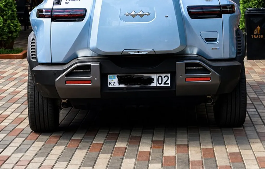 BYD FangChengBao Leopard Titanium 3 2025