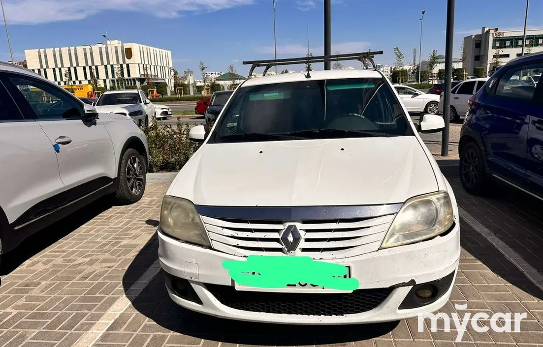 Renault Logan 2013