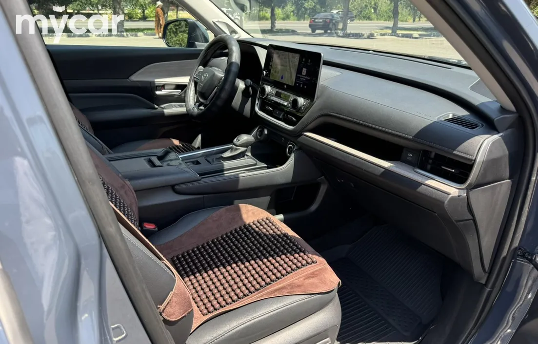 Toyota Grand Highlander 2023