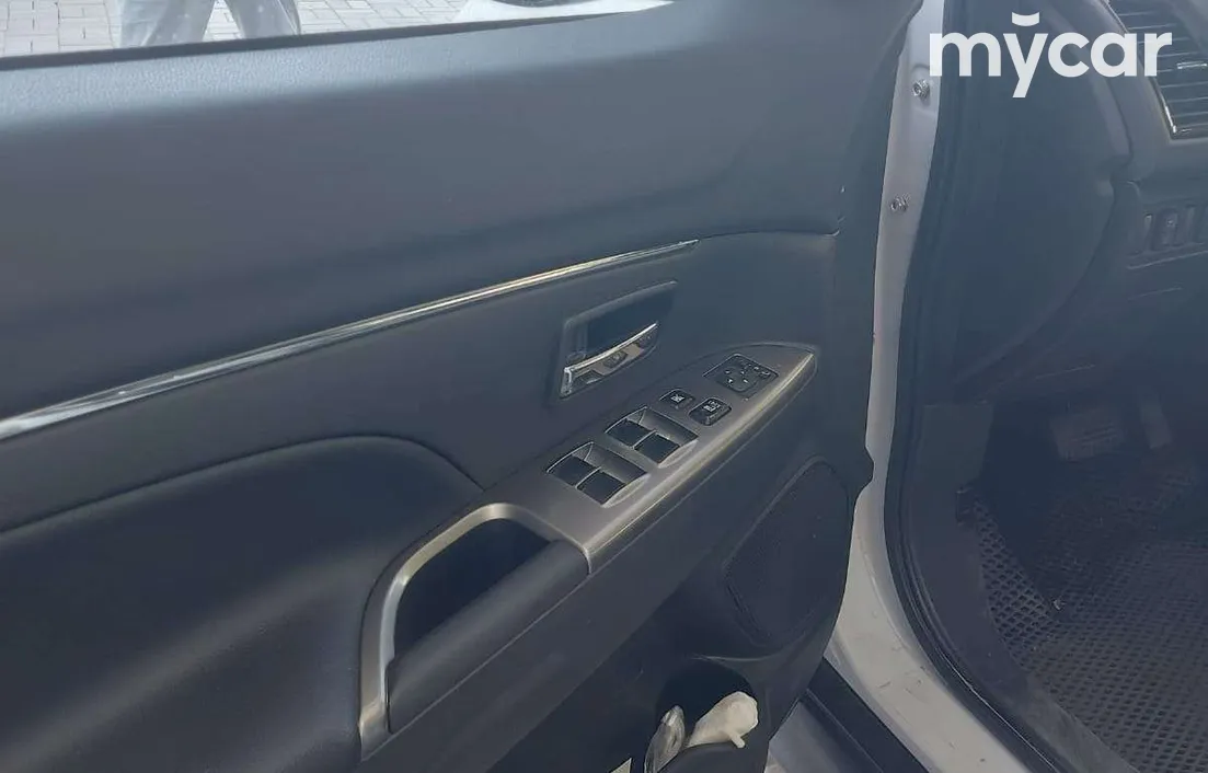 Mitsubishi Outlander 2022