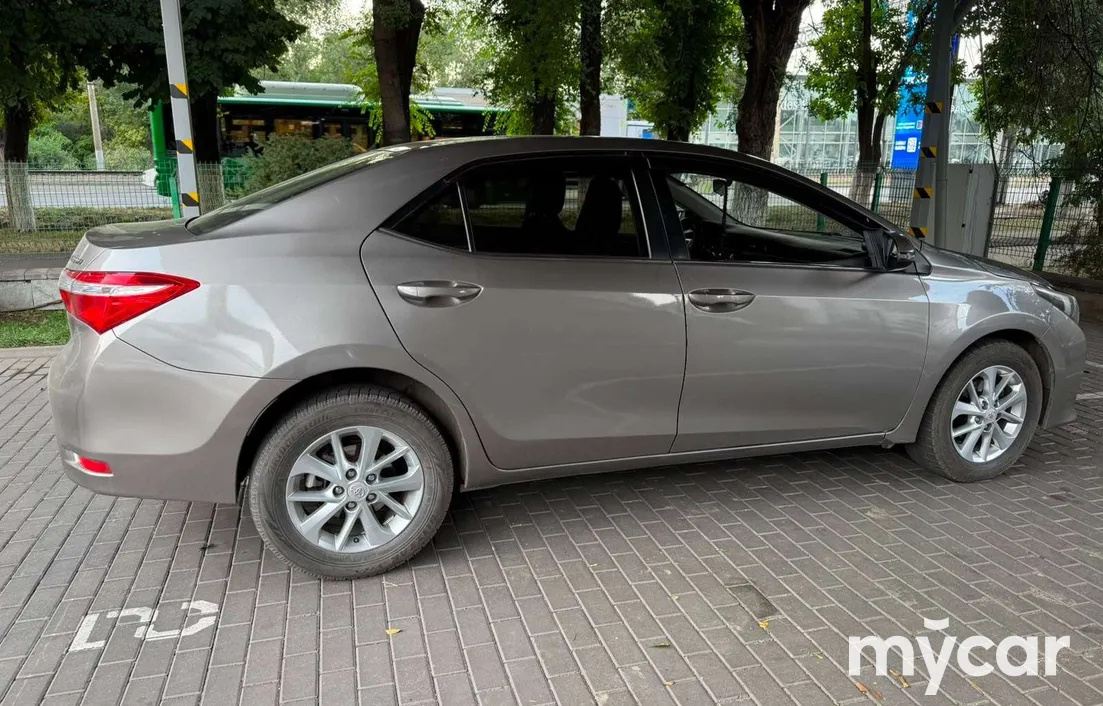 Toyota Corolla 2014