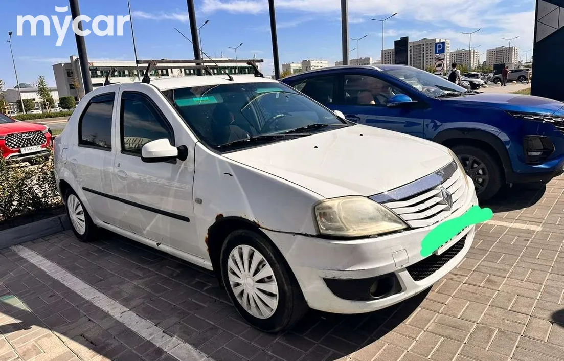 Renault Logan 2013