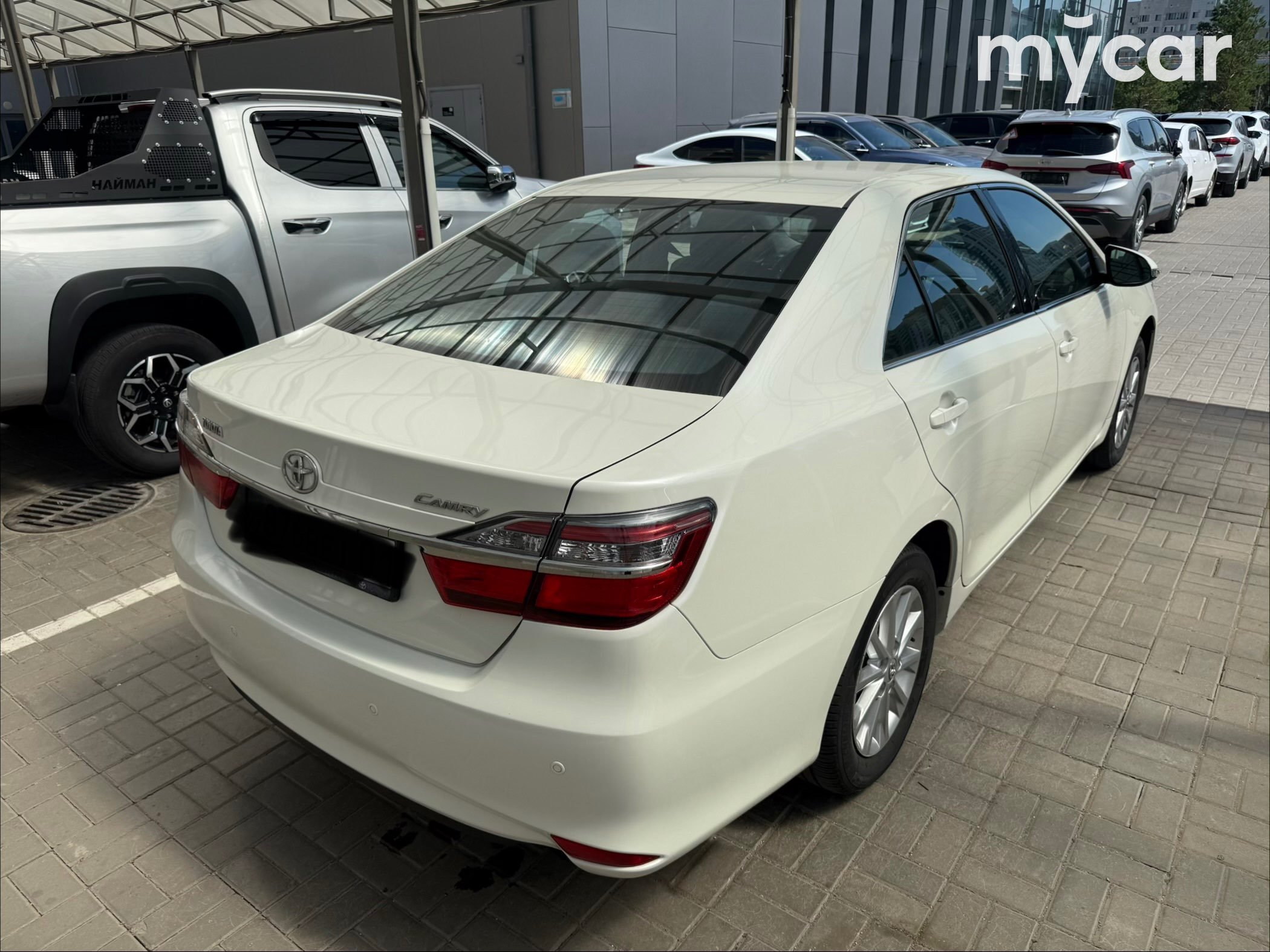 Toyota Camry 2016