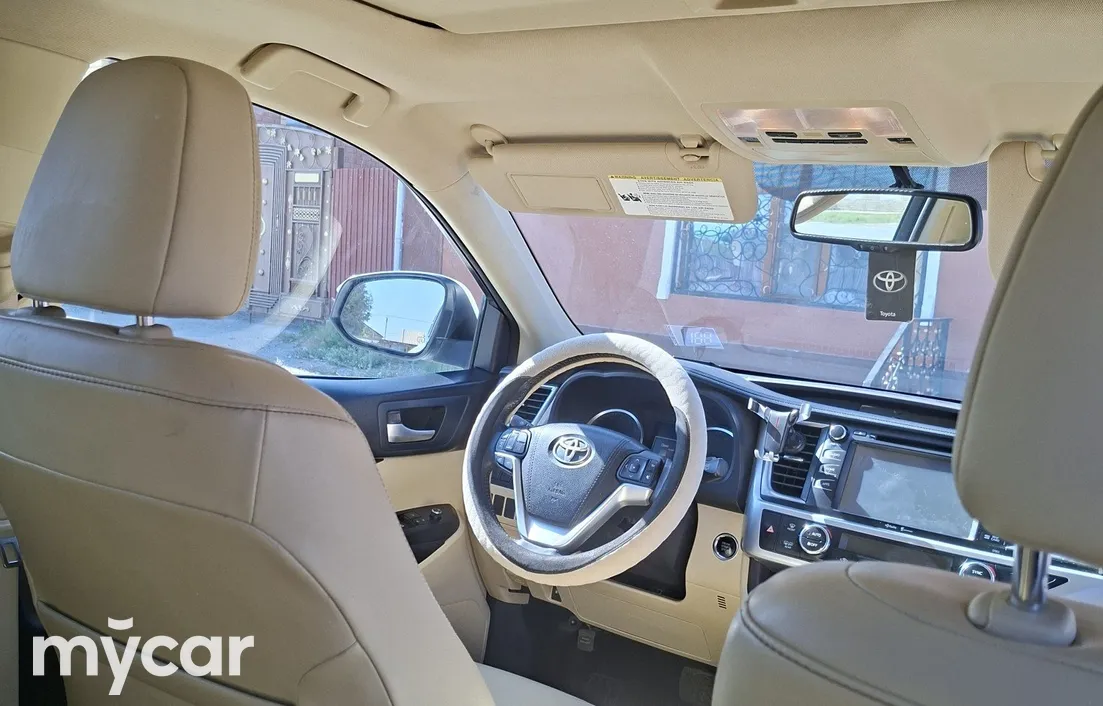 Toyota Highlander 2015