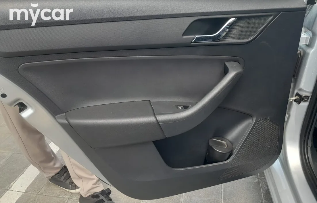 Skoda Rapid 2013