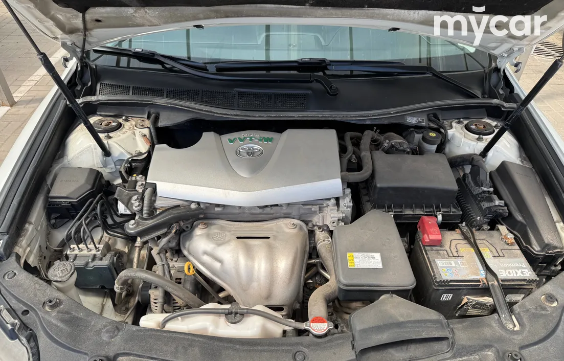 Toyota Camry 2016