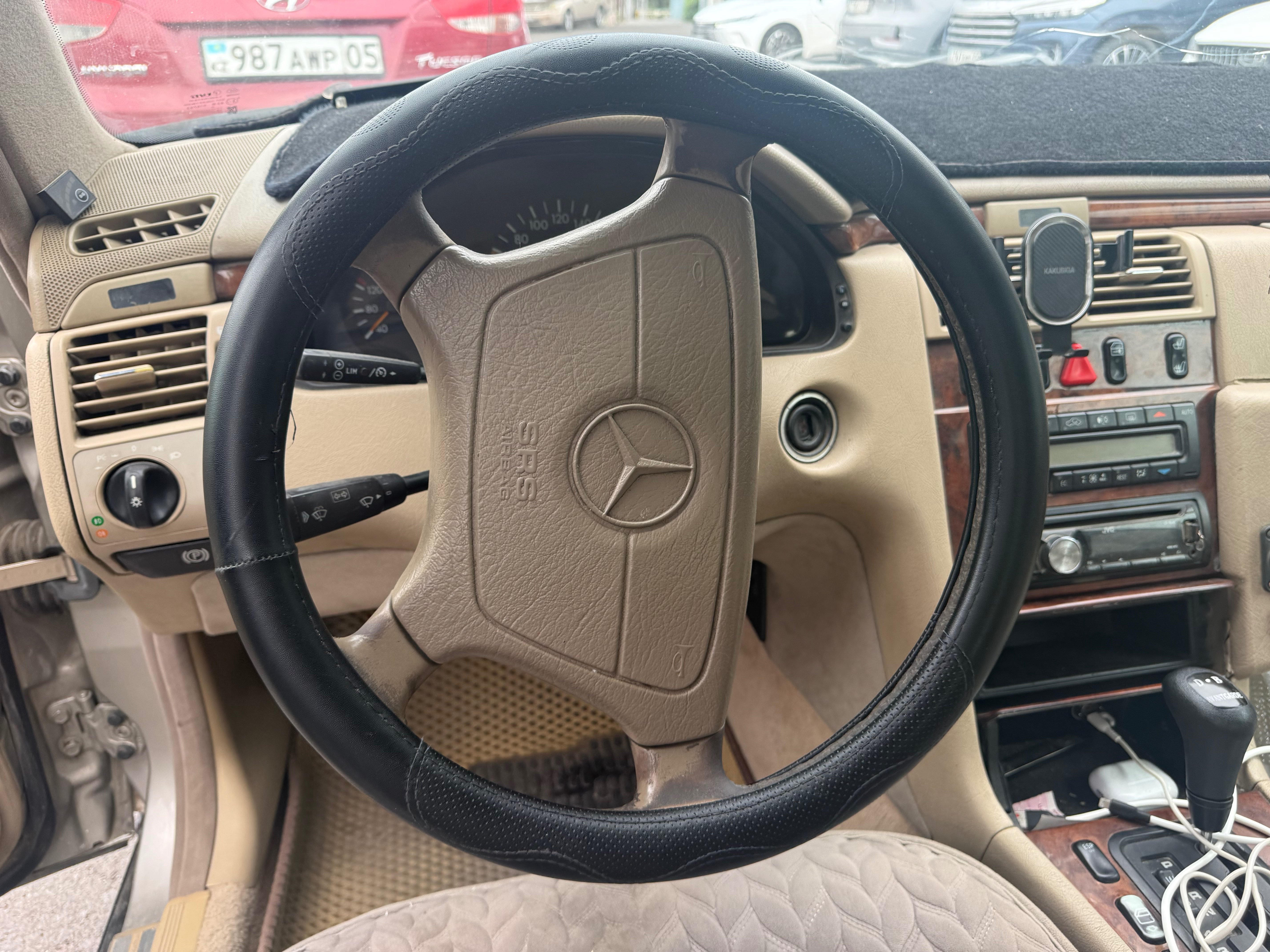 Mercedes-Benz E-Класс 1998