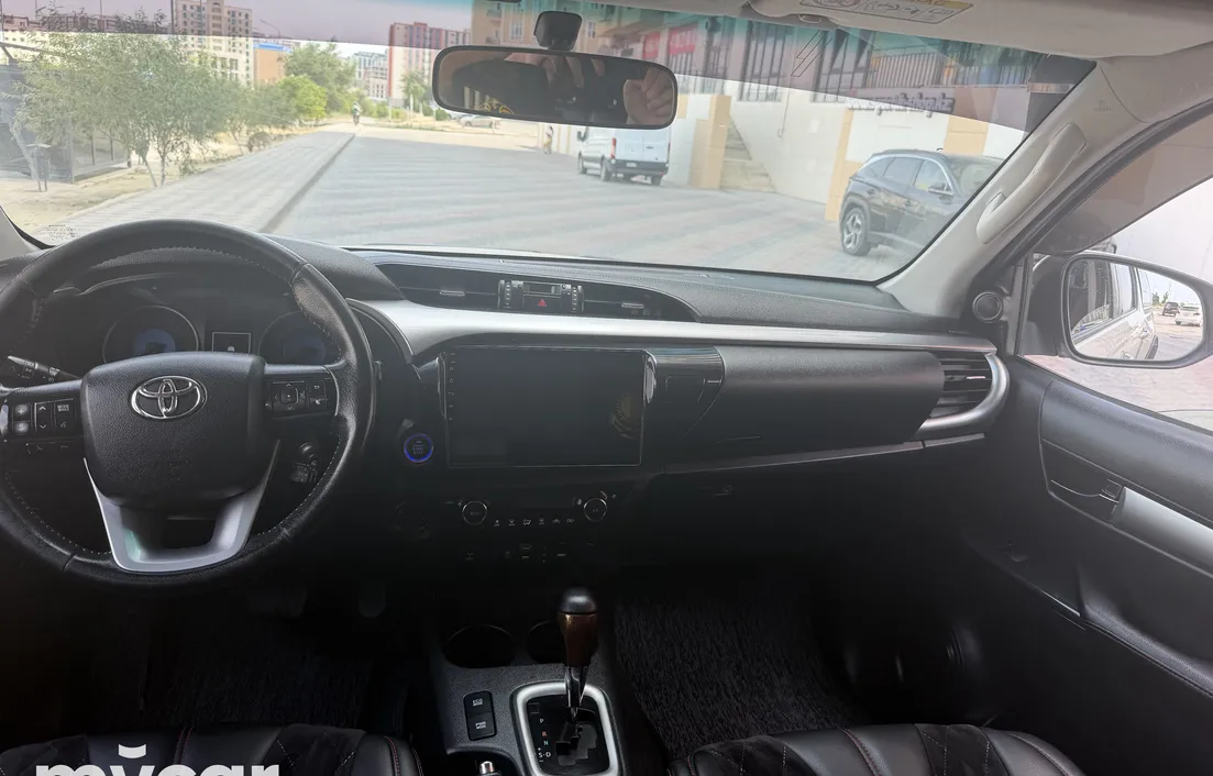 Toyota Hilux 2017