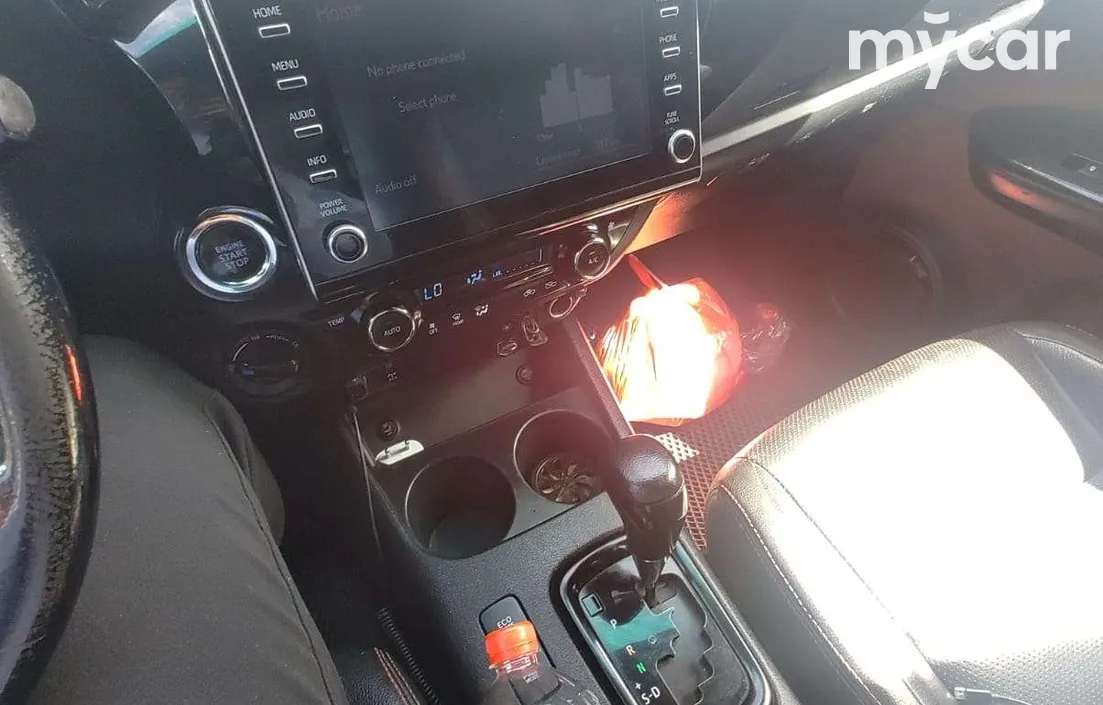 Toyota Hilux 2021